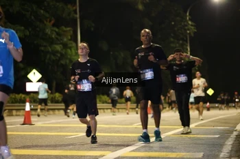Runner Photo 3996115