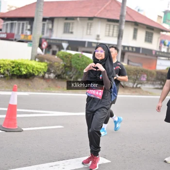 Runner Photo 3996116