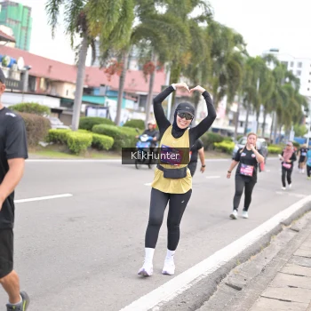 Runner Photo 3996153