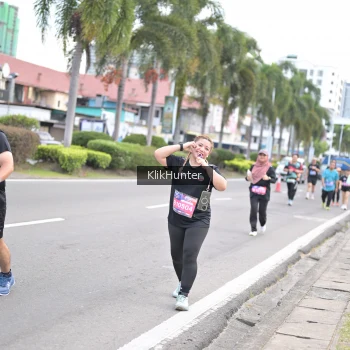 Runner Photo 3996157