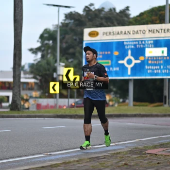 Runner Photo 3996174
