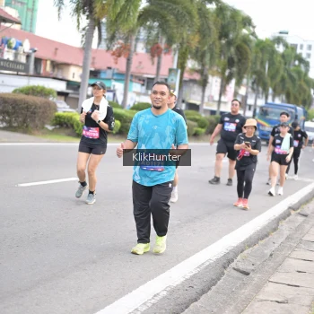 Runner Photo 3996184