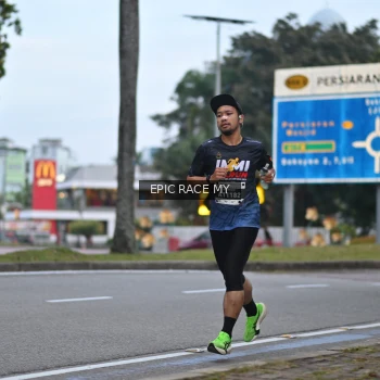 Runner Photo 3996196