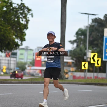 Runner Photo 3996243