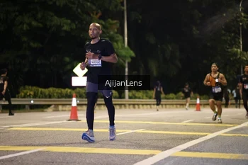 Runner Photo 3996245