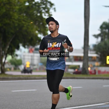 Runner Photo 3996250
