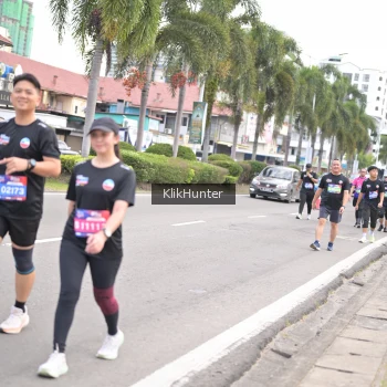 Runner Photo 3996255