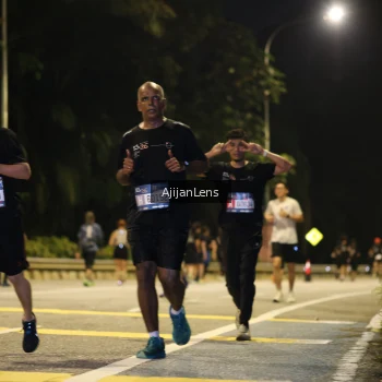 Runner Photo 3996258
