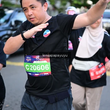 Runner Photo 3996275