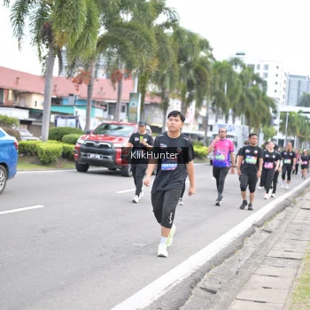 Runner Photo 3996277