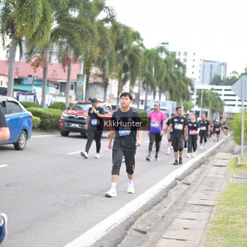 Runner Photo 3996284