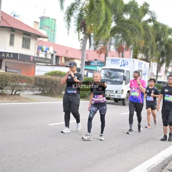 Runner Photo 3996293