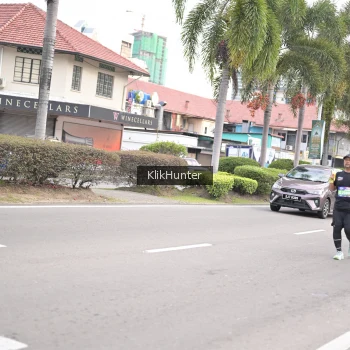 Runner Photo 3996321