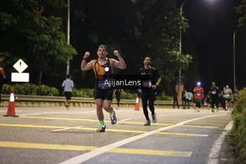 Runner Photo 3996325