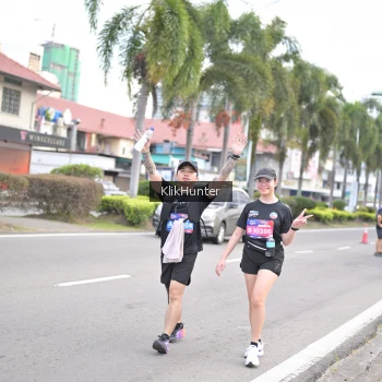 Runner Photo 3996335