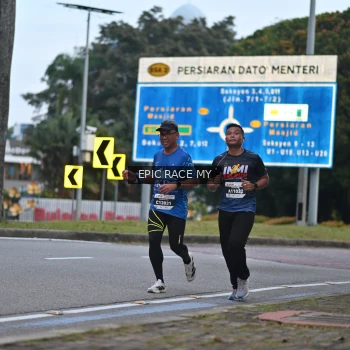 Runner Photo 3996368