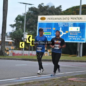 Runner Photo 3996390