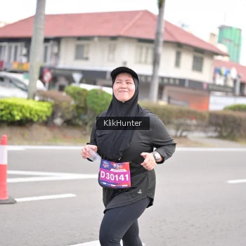 Runner Photo 3996396
