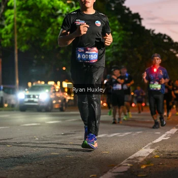 Runner Photo 3996441