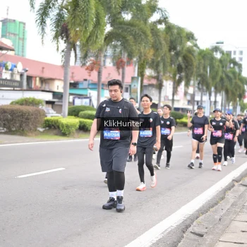 Runner Photo 3996444