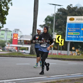 Runner Photo 3996456