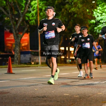 Runner Photo 3996460