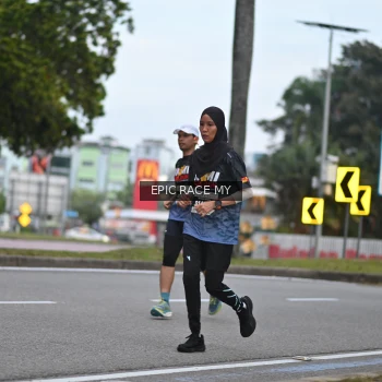 Runner Photo 3996466
