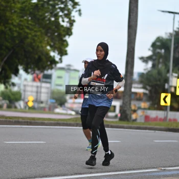 Runner Photo 3996467