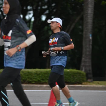 Runner Photo 3996471