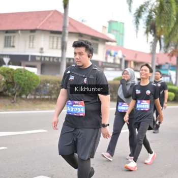 Runner Photo 3996473