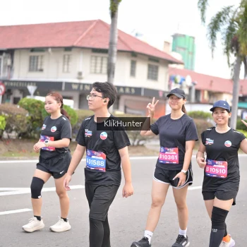 Runner Photo 3996485