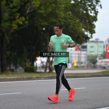 Runner Photo 3996486