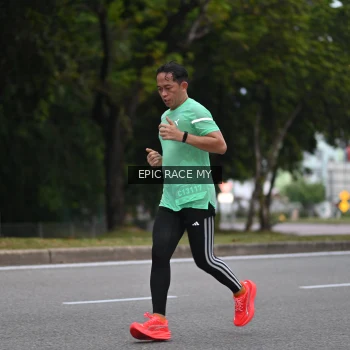 Runner Photo 3996491