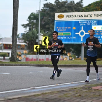 Runner Photo 3996503
