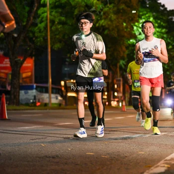 Runner Photo 3996504