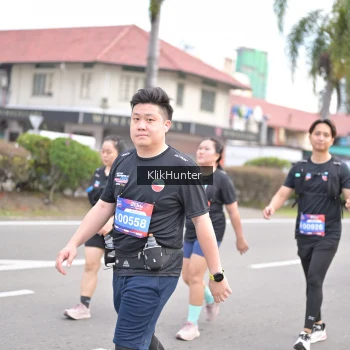 Runner Photo 3996514