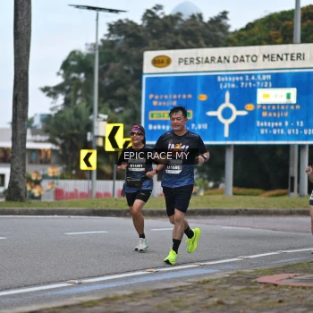 Runner Photo 3996536