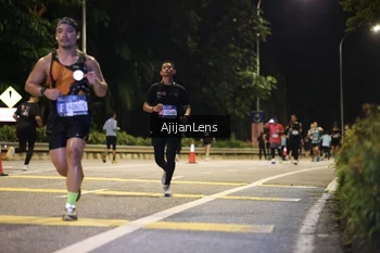 Runner Photo 3996547