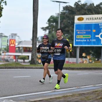 Runner Photo 3996548