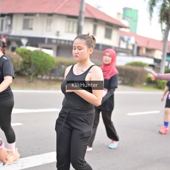 Runner Photo 3996568