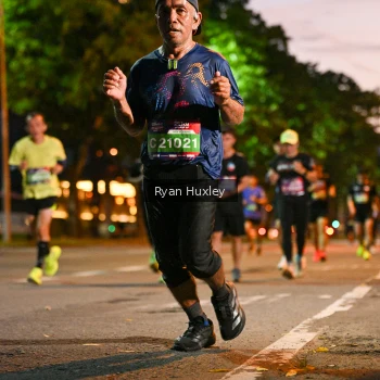 Runner Photo 3996579