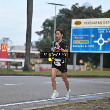 Runner Photo 3996581
