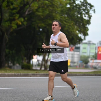 Runner Photo 3996595