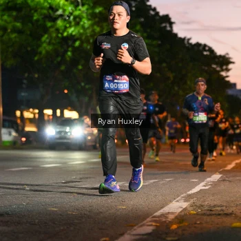 Runner Photo 3996599