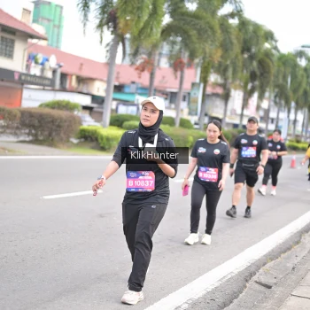 Runner Photo 3996603