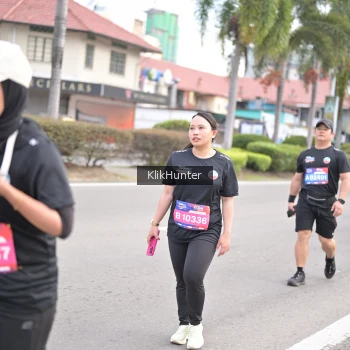 Runner Photo 3996608