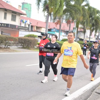 Runner Photo 3996623