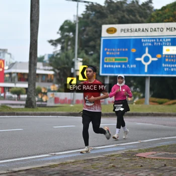 Runner Photo 3996629
