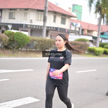 Runner Photo 3996637
