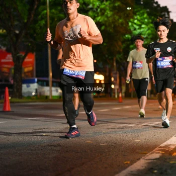 Runner Photo 3996641
